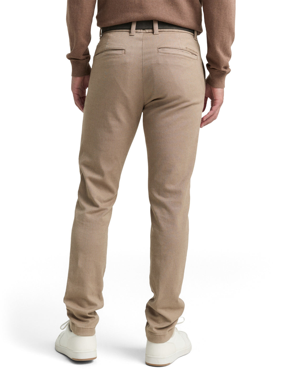 TRAVELER SLIM CHINO