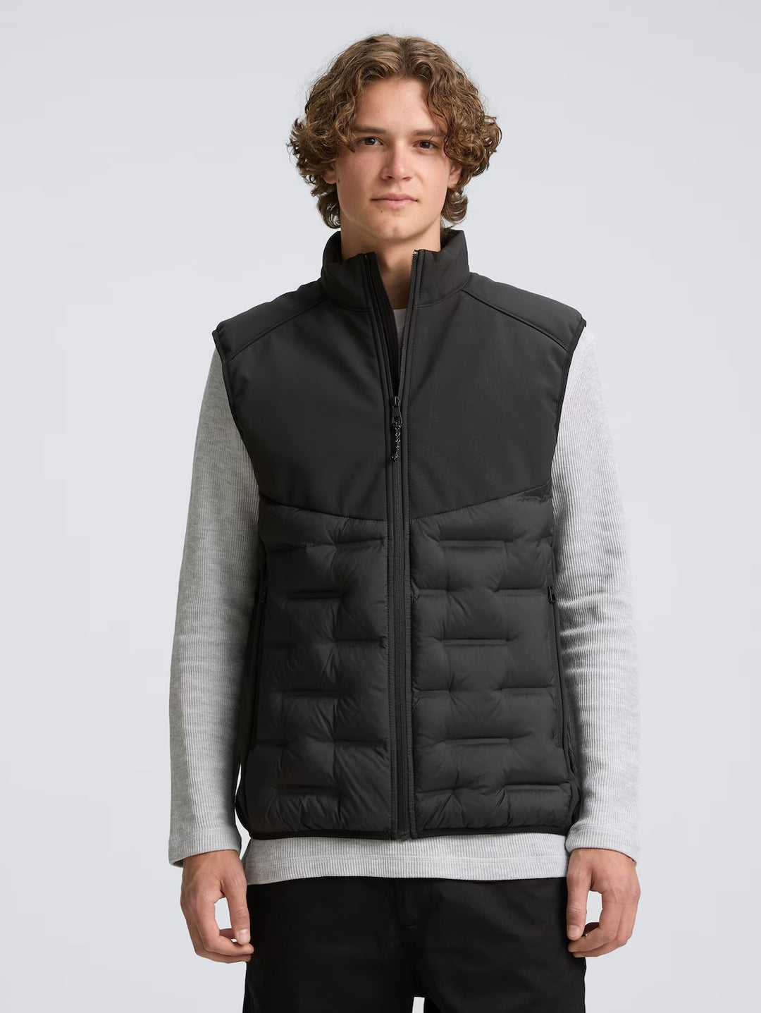 HYBRID VEST