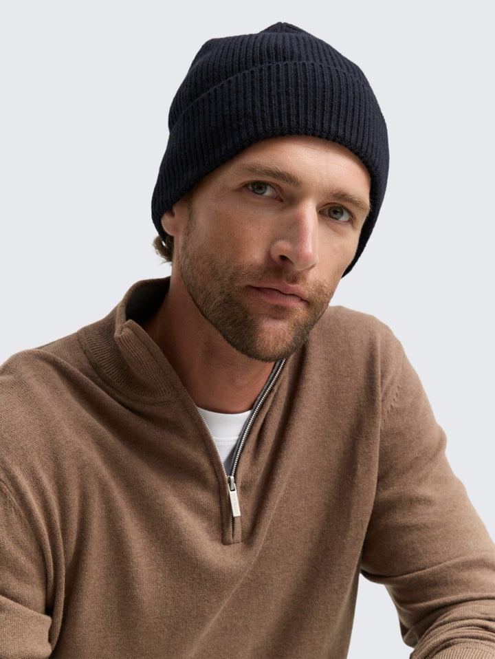 COSY WOOL BLEND KNITTED HAT