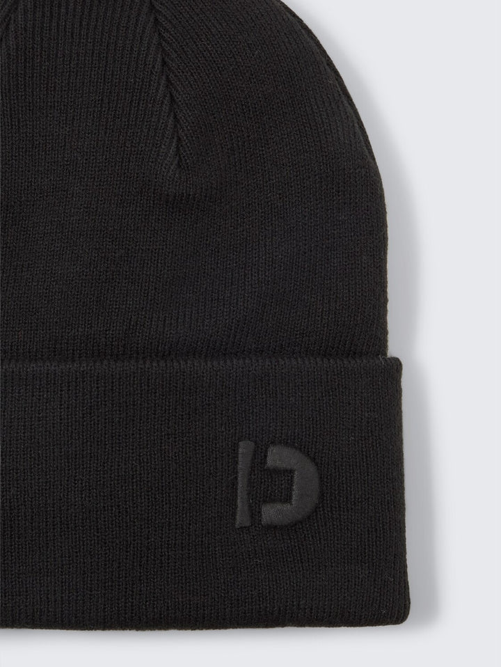 BASIC KNITTED BEANIE