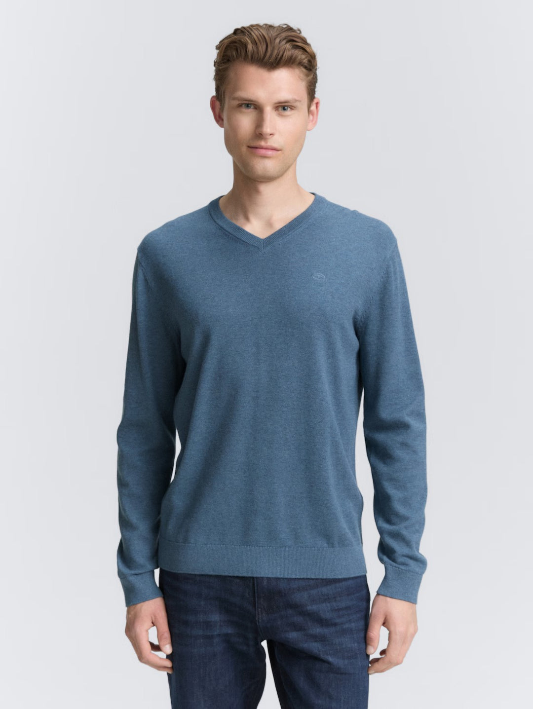 BASIC V-NECK KNIT