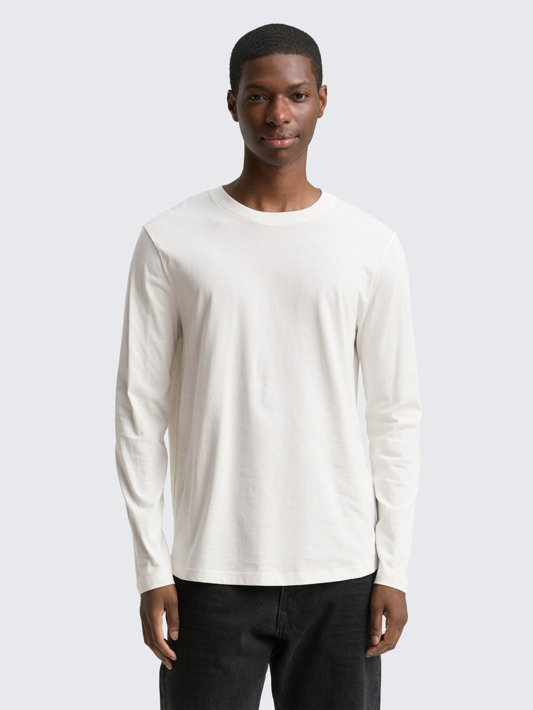 SOLID ROUNDED HEM LONGSLEEVE