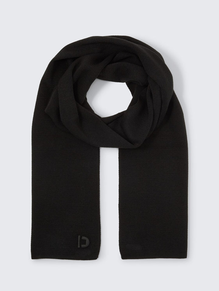 BASIC KNITTED SCARF