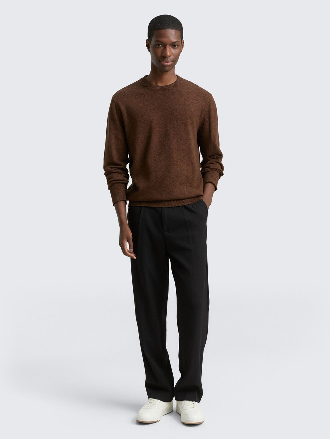 BASIC CREWNECK KNIT