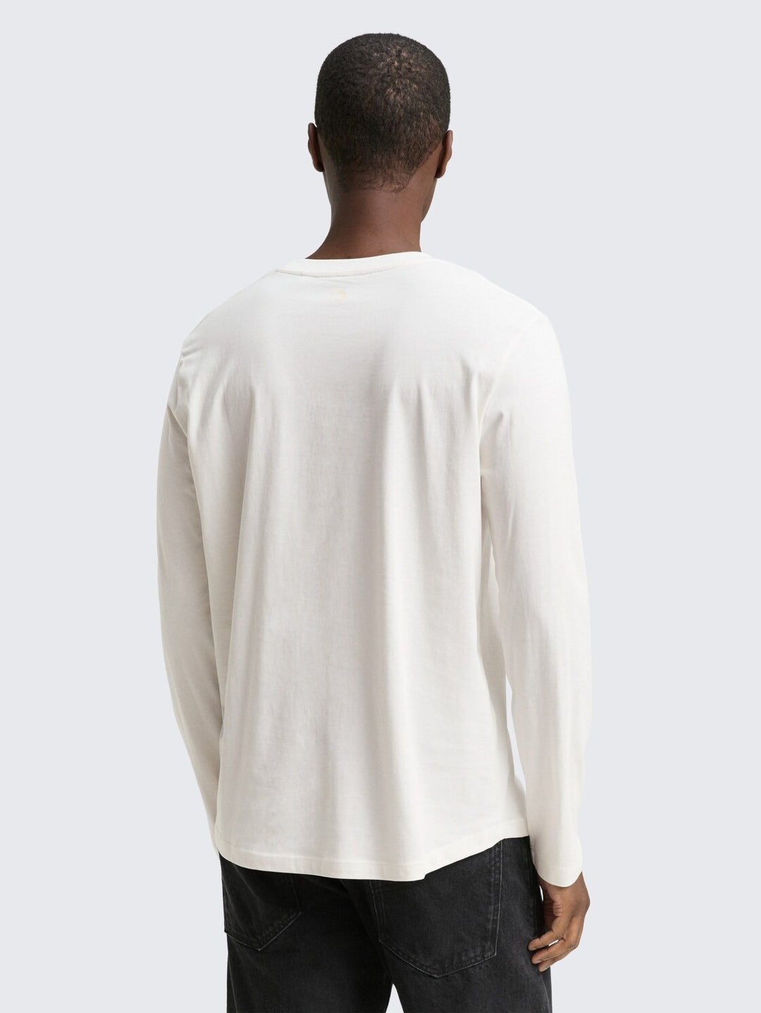 SOLID ROUNDED HEM LONGSLEEVE