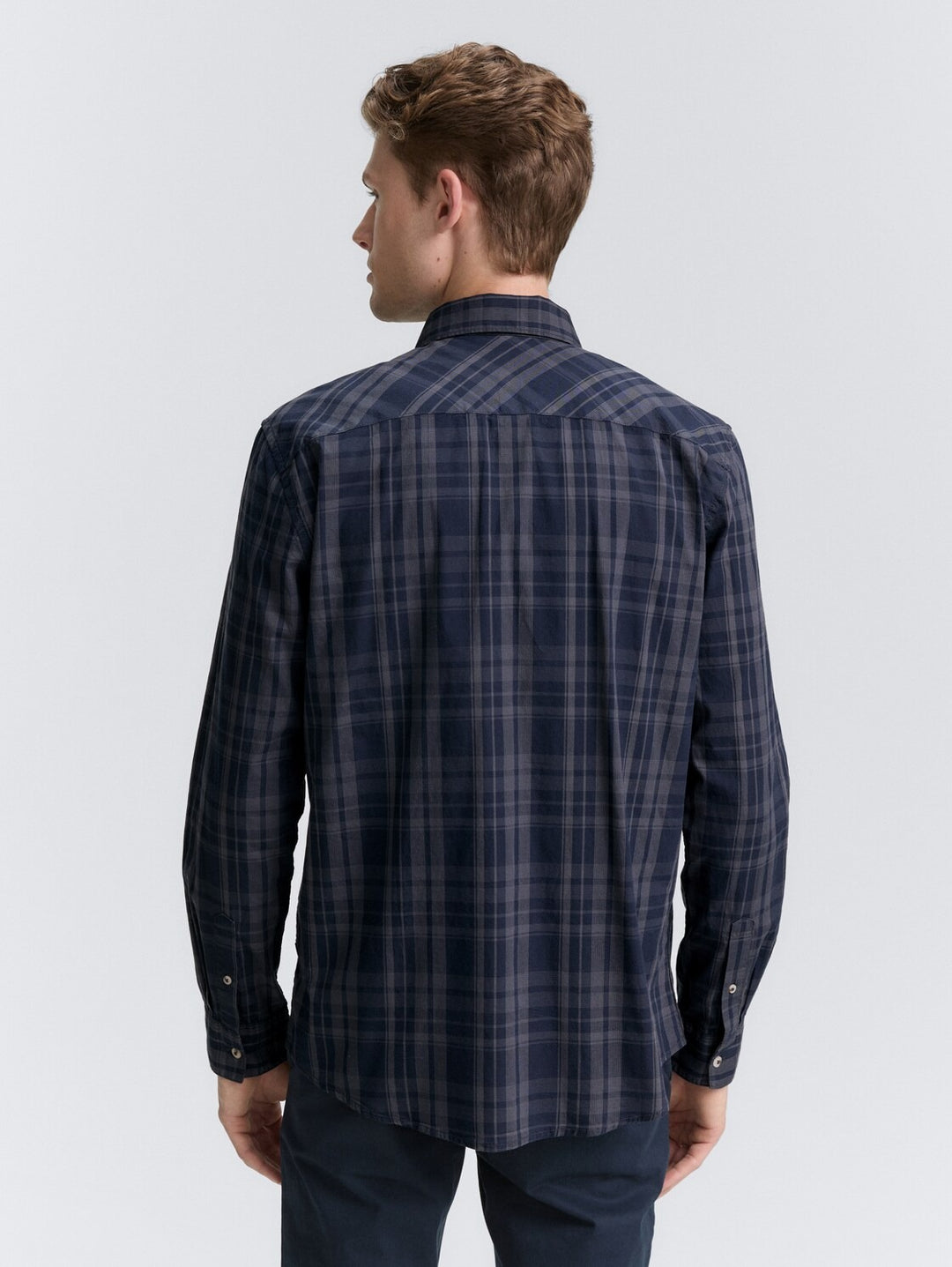 TONAL CHECK OXFORD SHIRT
