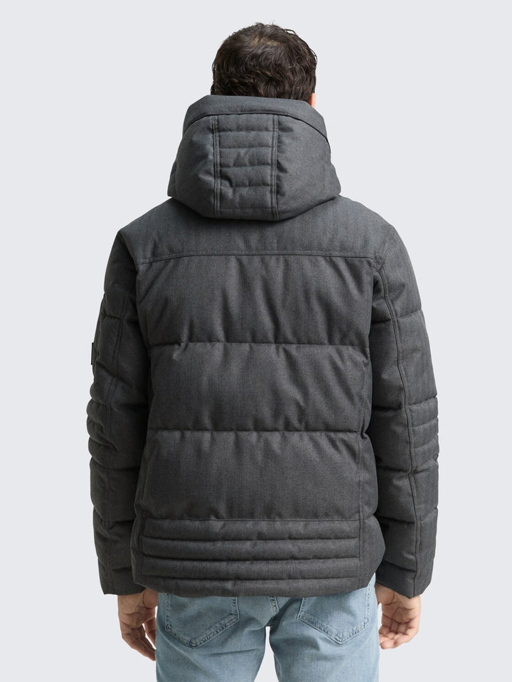 PUFFER JACKET WITH HOOD