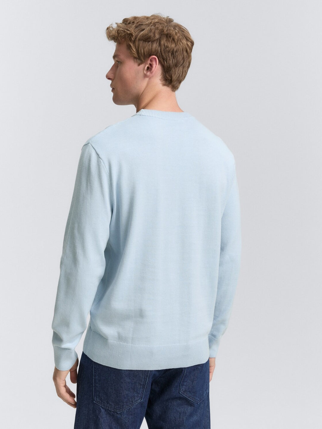 BASIC CREWNECK KNIT