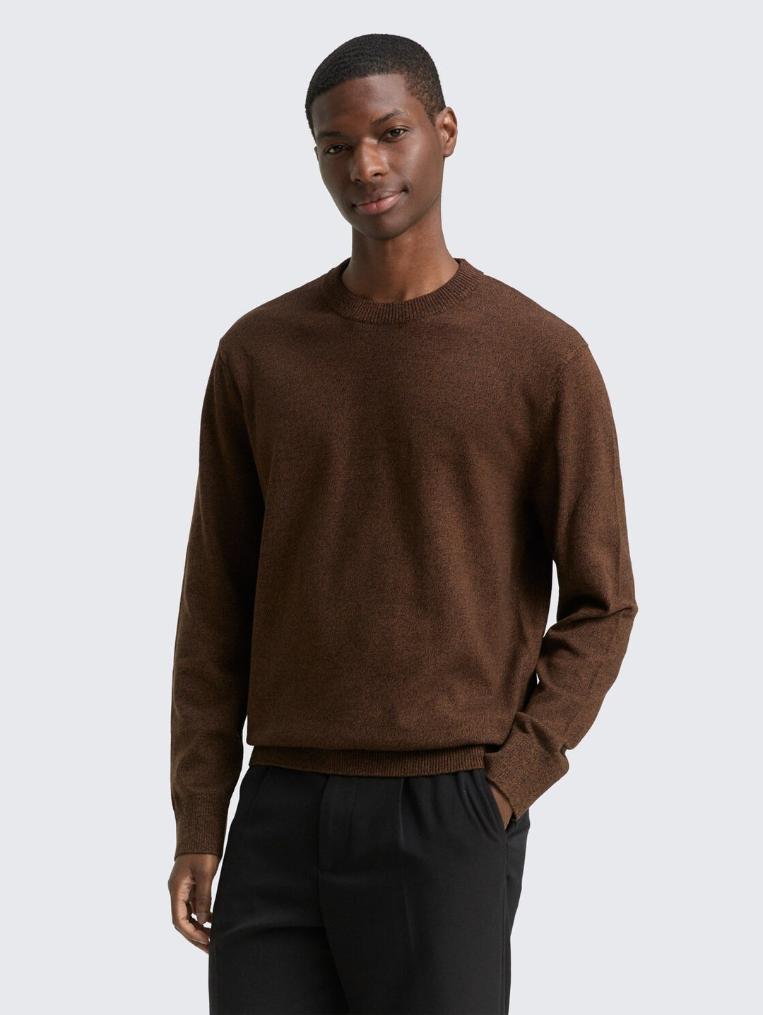 BASIC CREWNECK KNIT