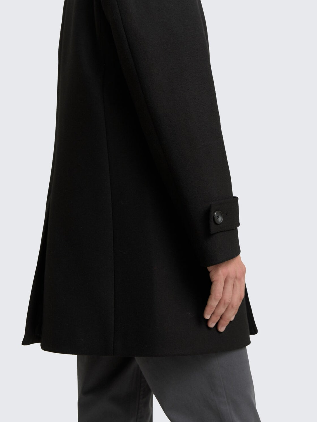 CLASSIC WOOL COAT