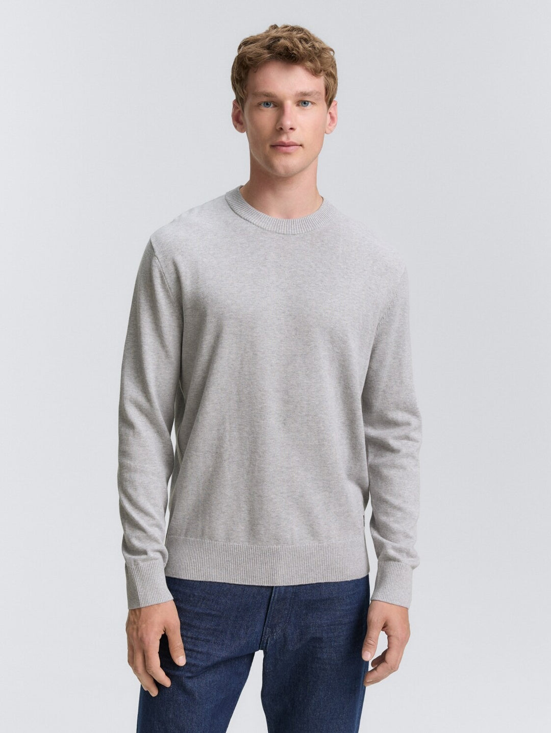 BASIC CREWNECK KNIT