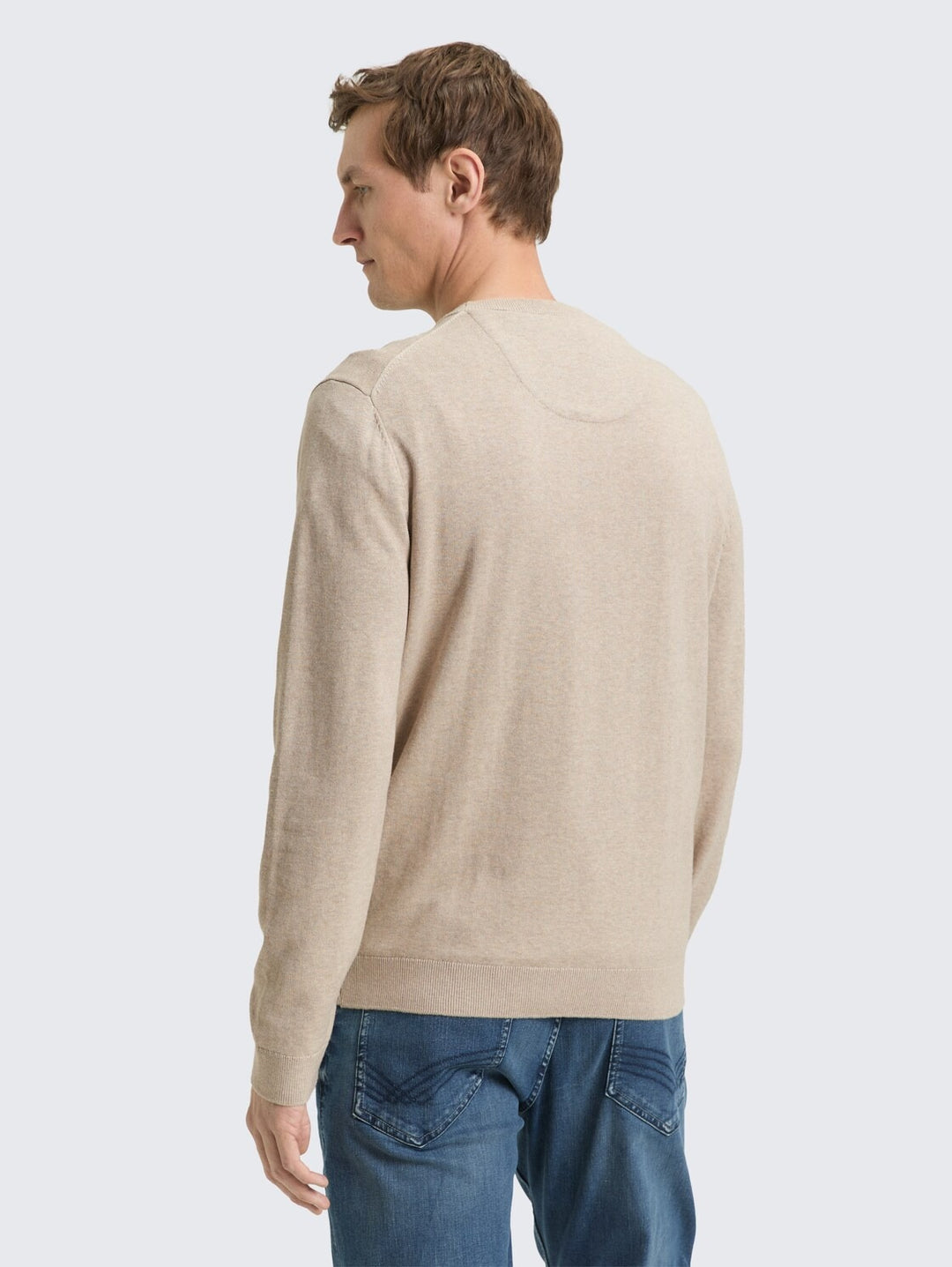 BASIC CREWNECK KNIT