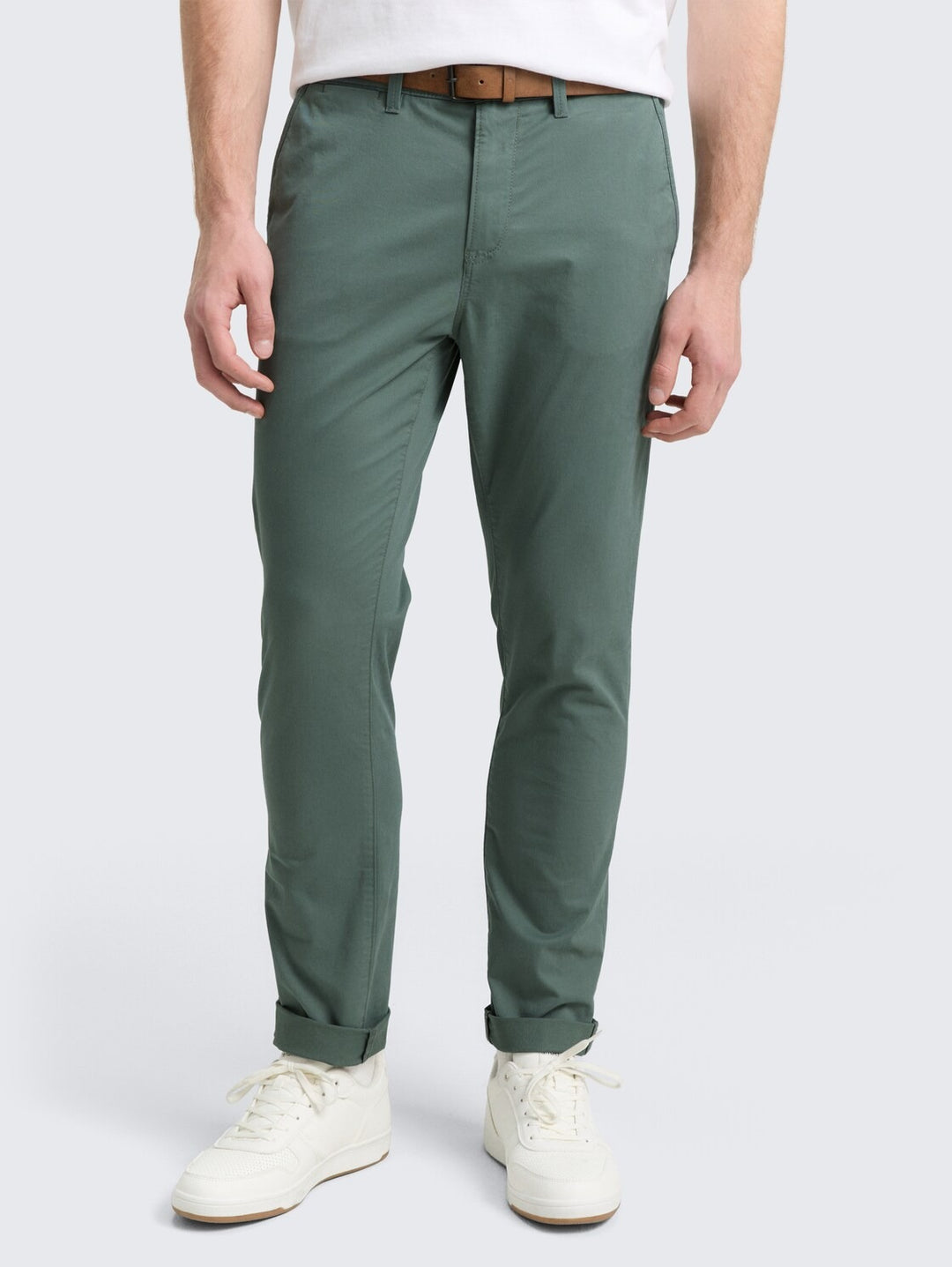 SLIM CHINO WITH BELT