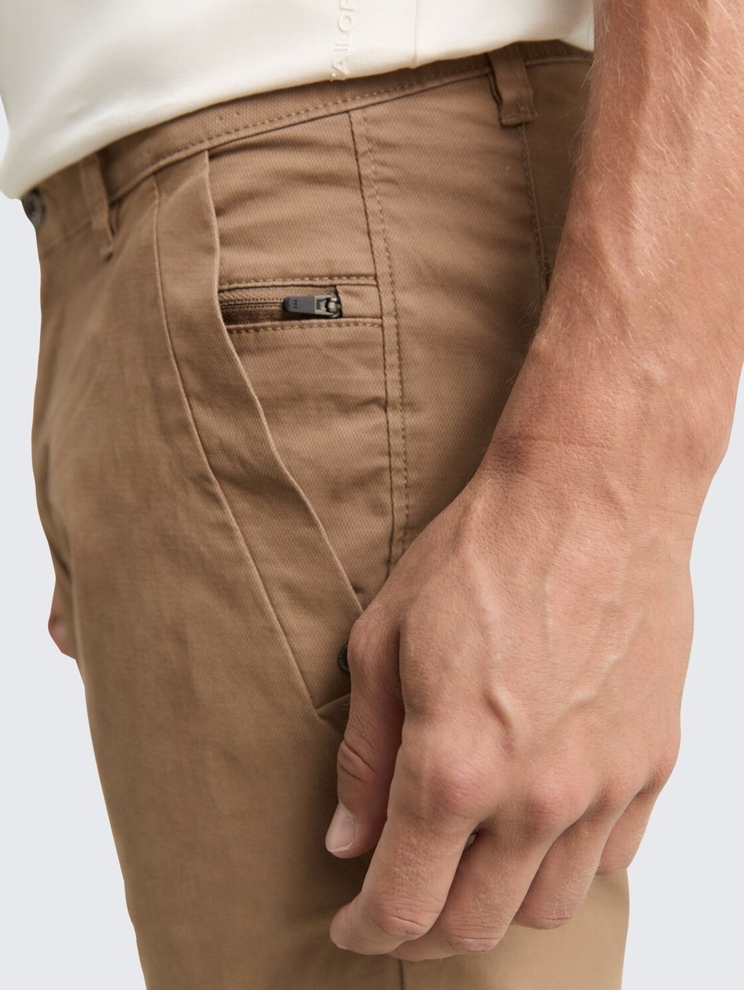 TAPERED CHINO