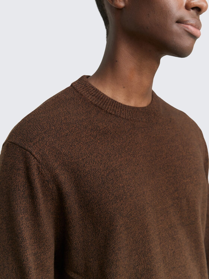 BASIC CREWNECK KNIT