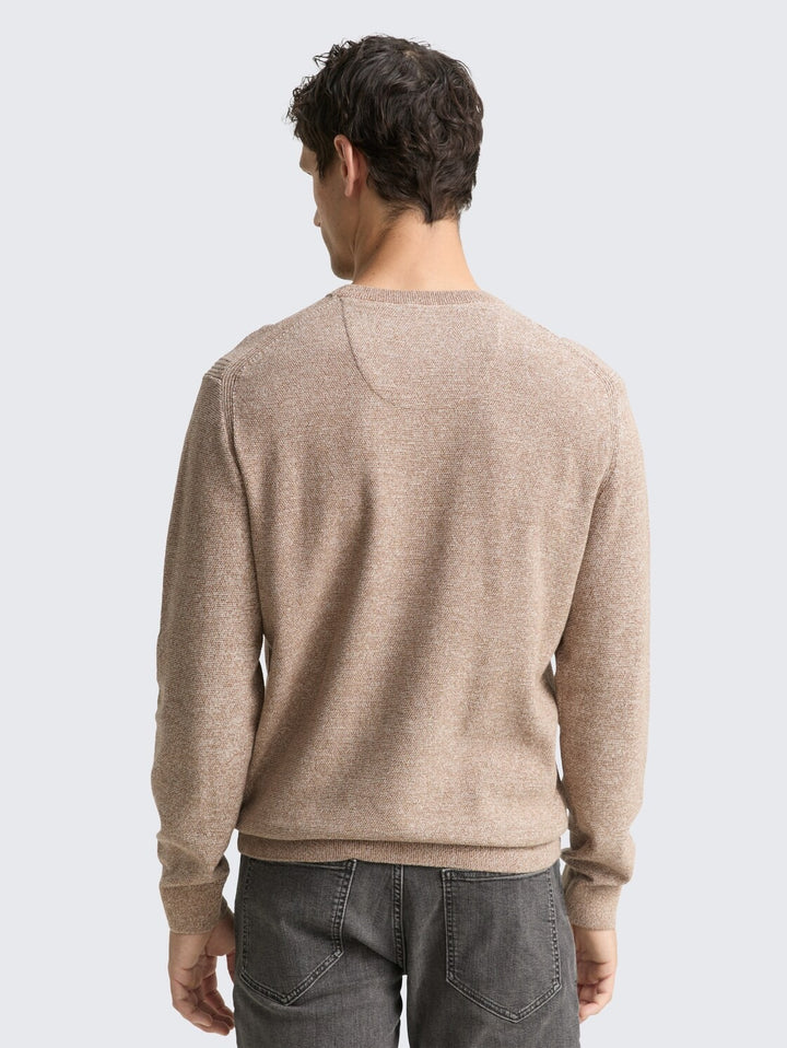 STRUCTURED CREWNECK KNIT