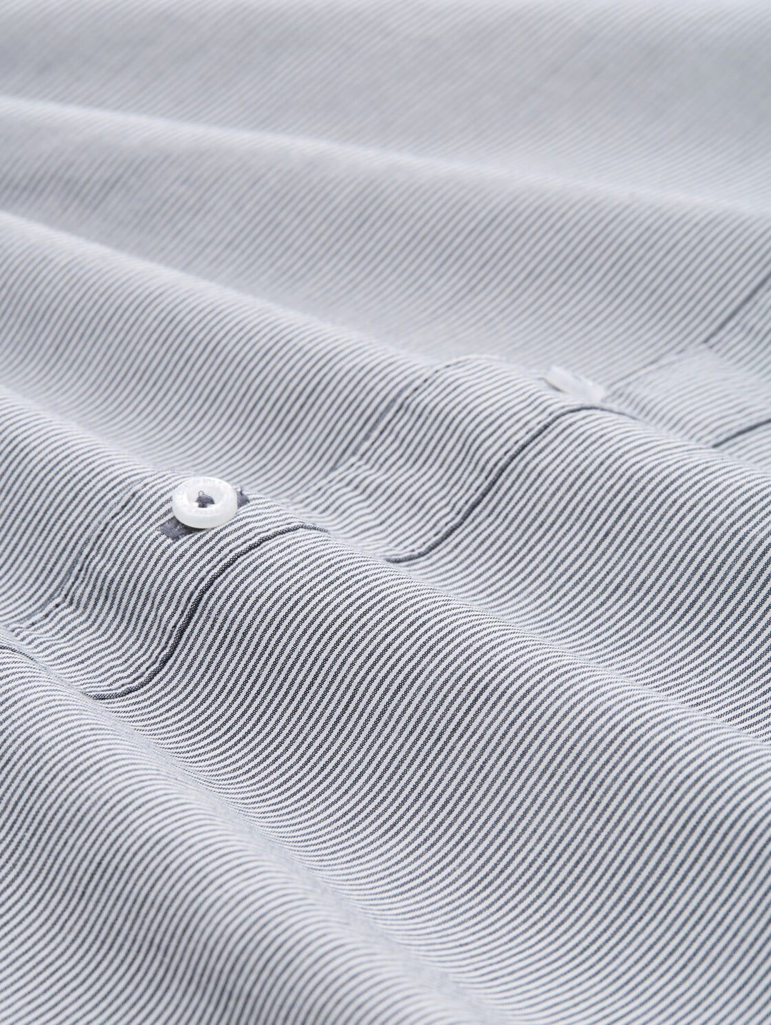 FITTED STRIPED SHIRT