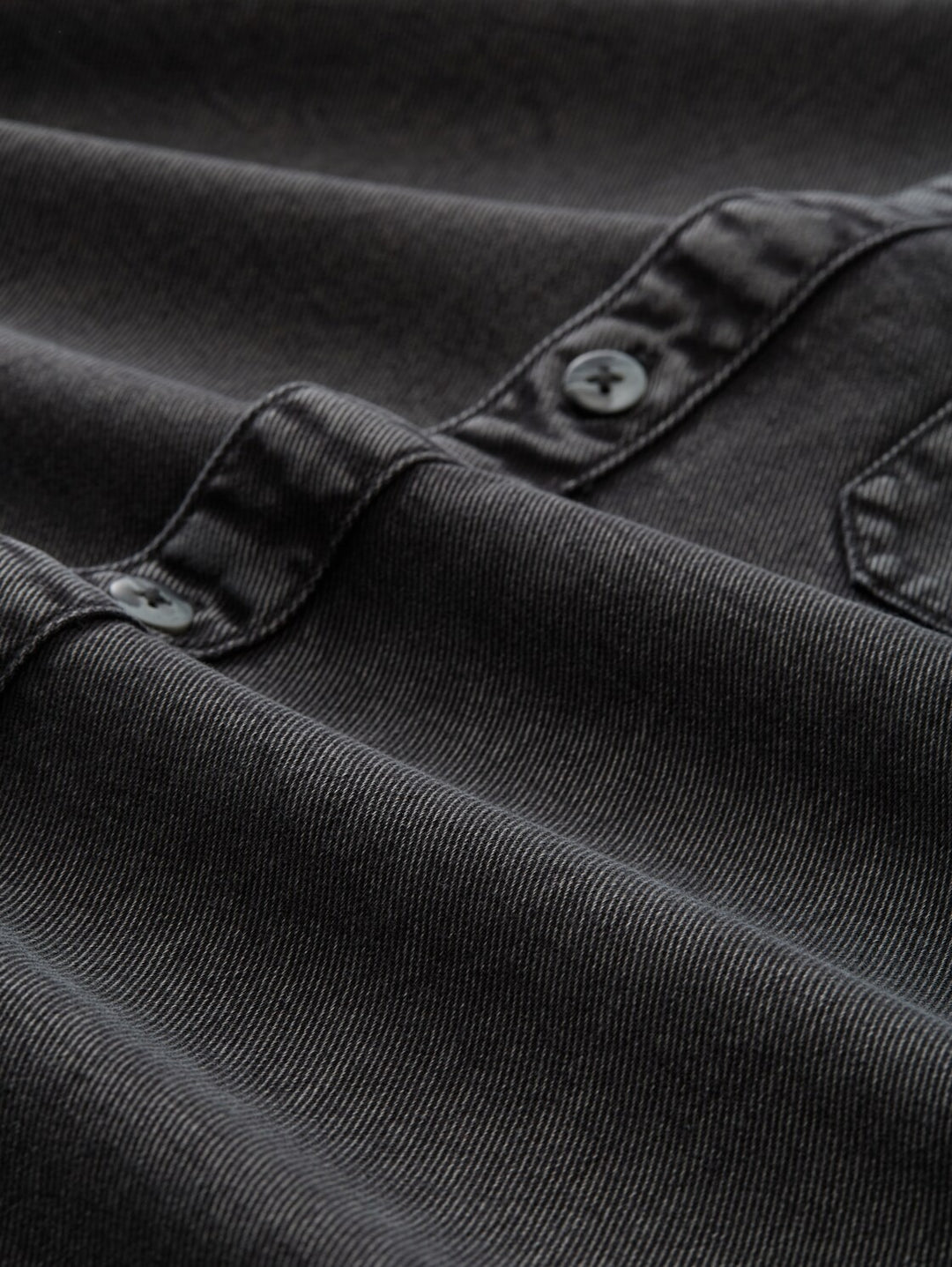 RELAXED GARMENT DYE SHIRT